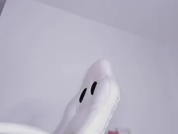 bella_adams_ Image 6