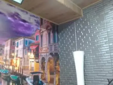 miia_zarate Image 12